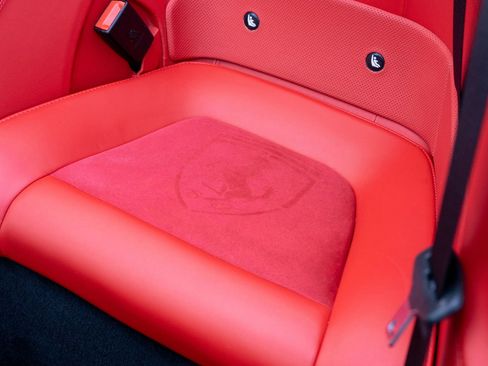 Certified 2019 Ferrari Portofino image 49