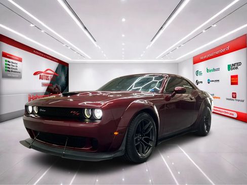 Used 2019 Dodge Challenger R/T Scat Pack RWD image 4