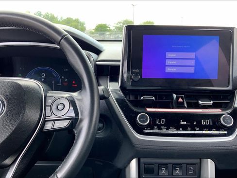 Used 2024 Toyota Corolla Cross XSE w/ Convenience Package image 7