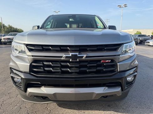 Used 2022 Chevrolet Colorado Z71 w/ Safety Package AWD/4WD image 7