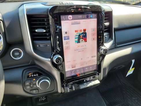 New 2026 RAM 1500 Big Horn AWD/4WD image 11