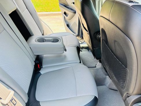 Used 2014 Buick Encore FWD image 13