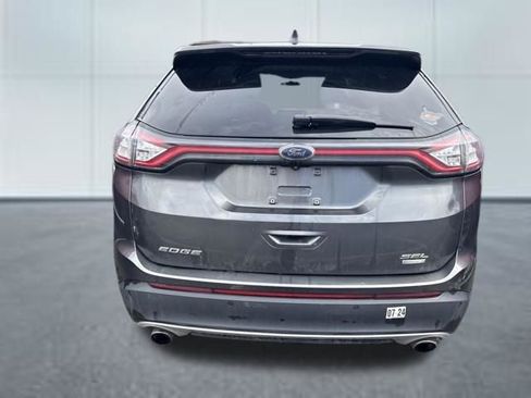 Used 2017 Ford Edge SEL w/ Equipment Group 201A image 3