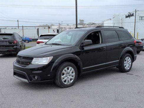 Used 2019 Dodge Journey SE FWD image 7