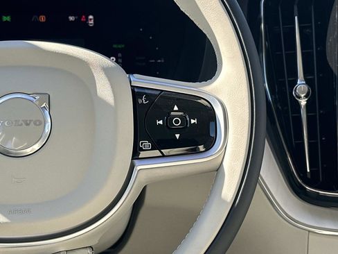 New 2026 Volvo XC60 T8 Ultra w/ Climate Package image 9