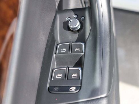 Used 2016 Audi Q3 2.0T Premium Plus w/ Technology Package image 29