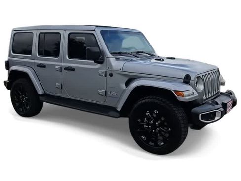 Used 2021 Jeep Wrangler Unlimited Sahara w/ Cold Weather Group image 2