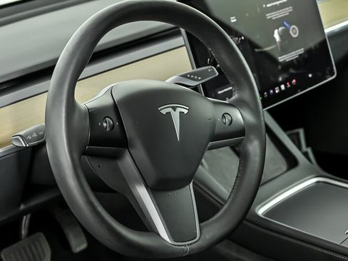 Used 2023 Tesla Model 3 Standard Range RWD image 18