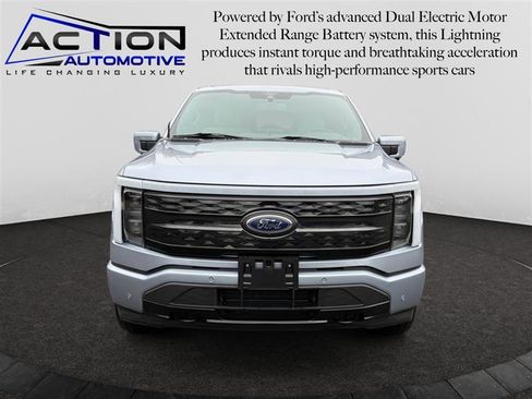 Used 2022 Ford F150 Lightning Platinum image 3