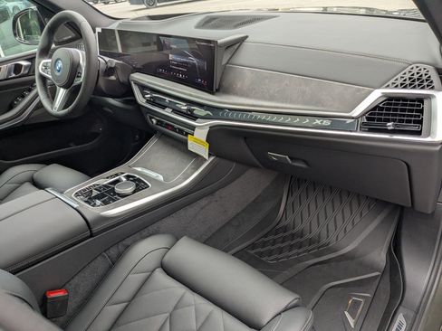 New 2026 BMW X5 xDrive50e w/ M Sport Package image 39