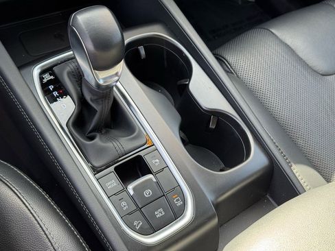 Used 2020 Hyundai Santa Fe Limited image 34