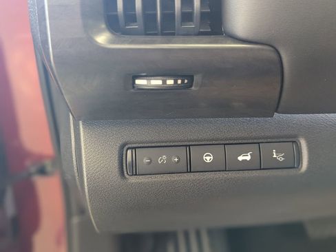 New 2026 Nissan Pathfinder Platinum image 15