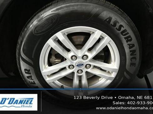 Used 2020 Ford Explorer XLT AWD/4WD image 43
