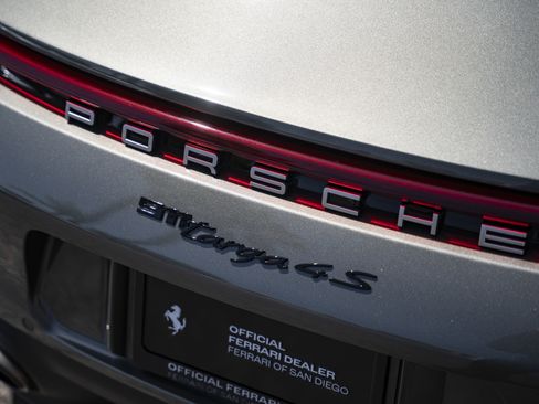 Used 2022 Porsche 911 Targa 4S AWD/4WD image 25