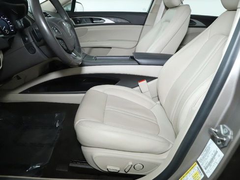 Used 2019 Lincoln MKZ Reserve w/ Reserve Plus Package image 18