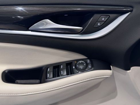 Certified 2023 Buick Enclave Essence AWD/4WD image 20