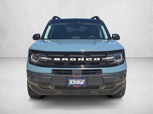 Used 2023 Ford Bronco Sport Outer Banks w/ Tech Package AWD/4WD image 2
