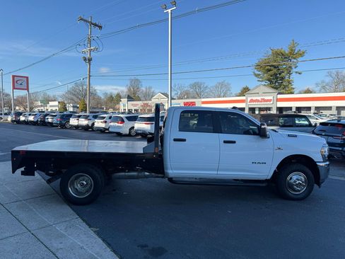 Used 2024 RAM 3500 SLT w/ Quick Order Package 2YG SLT image 9