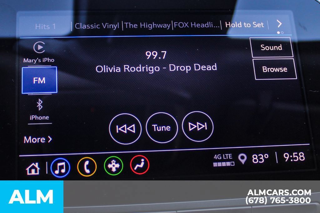 Used 2025 Chevrolet Malibu LT FWD image 32