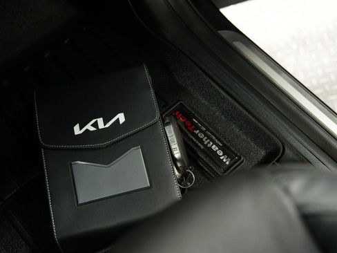 Used 2025 Kia Telluride SX AWD/4WD image 26