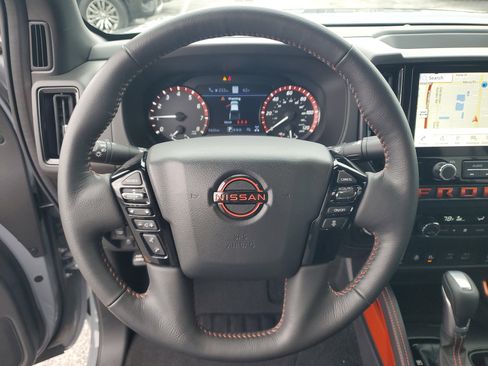 Certified 2025 Nissan Frontier PRO-4X w/ Pro Premium Package image 15