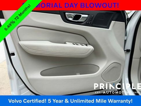 Certified 2023 Volvo XC60 T8 Plus w/ Climate Package AWD/4WD image 26
