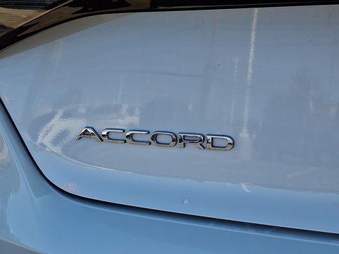 Certified 2025 Honda Accord LX image 29
