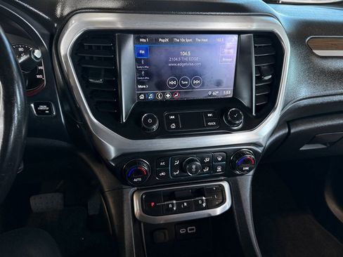 Used 2020 GMC Acadia SLE w/ LPO, Floor Liner Package image 27