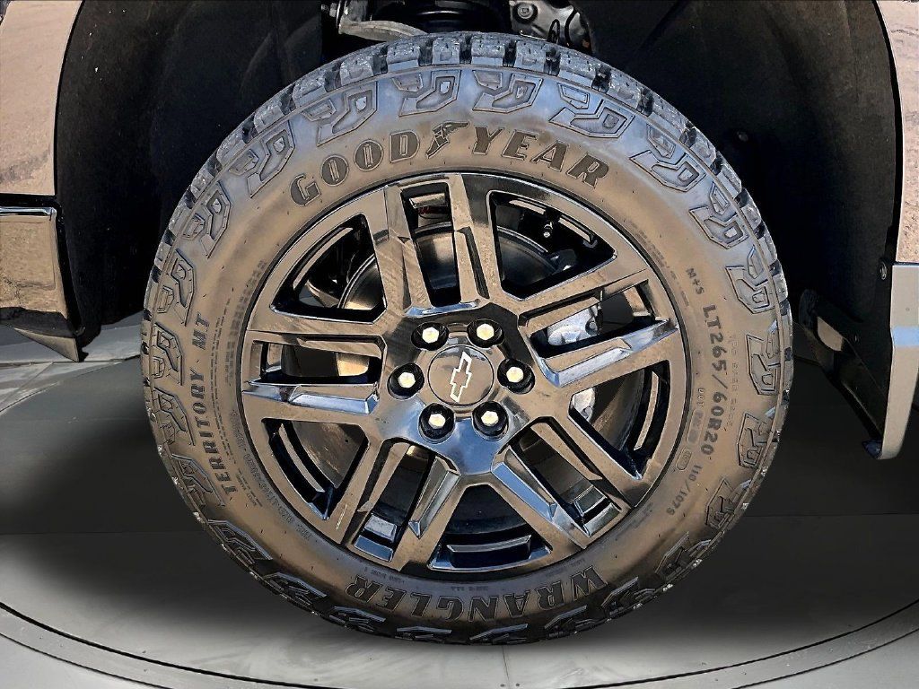 Used 2024 Chevrolet Silverado 1500 Custom Trail Boss AWD/4WD image 35