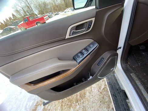 Used 2020 GMC Yukon XL Denali w/ Denali Ultimate Package image 35