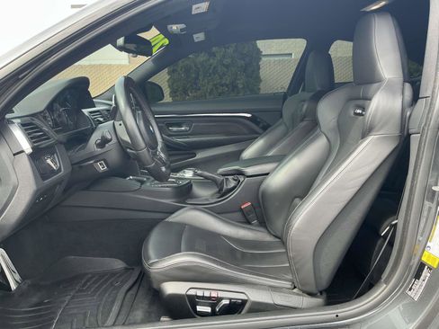 Used 2020 BMW M4 Coupe w/ Competition Package image 10
