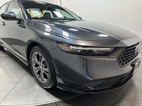 Certified 2023 Honda Accord EX image 3