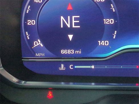 Used 2024 Chevrolet Tahoe Premier w/ Premium Package image 28