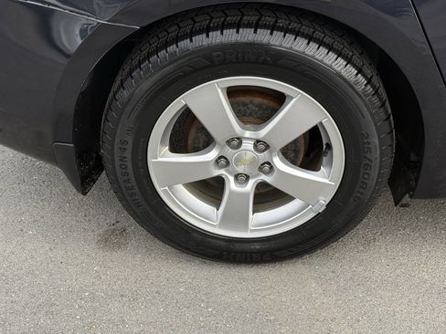 Used 2015 Chevrolet Cruze LT w/ Technology Package image 35
