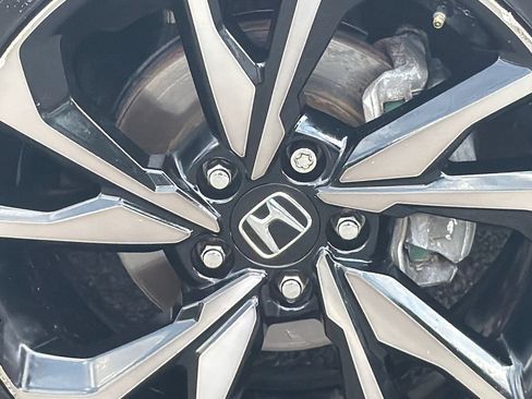 Used 2020 Honda Civic Sport image 6