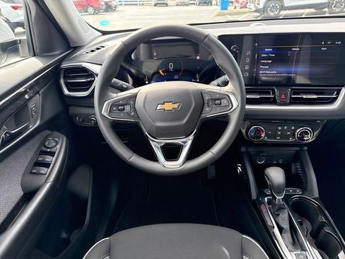 New 2026 Chevrolet TrailBlazer LT w/ Convenience Package AWD/4WD image 14