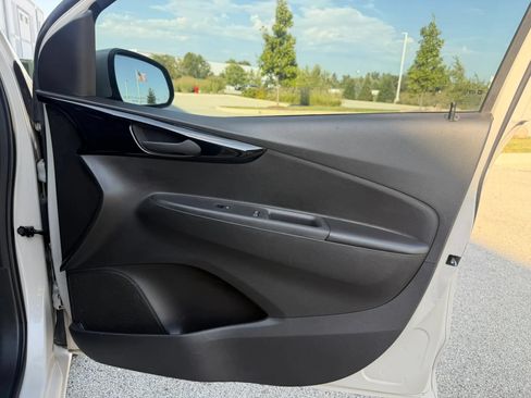 Used 2019 Chevrolet Spark LT FWD image 24