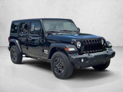 Used 2021 Jeep Wrangler Unlimited Sport AWD/4WD image 11