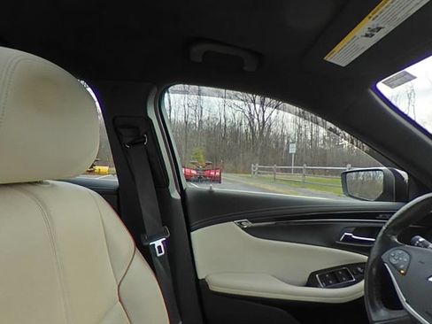 Used 2019 Chevrolet Impala Premier w/ Premier Confidence Package FWD image 23