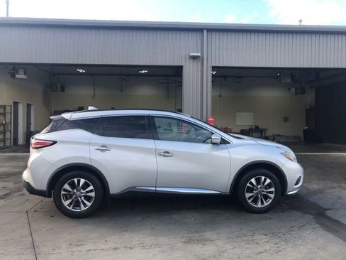 Used 2018 Nissan Murano SV image 8