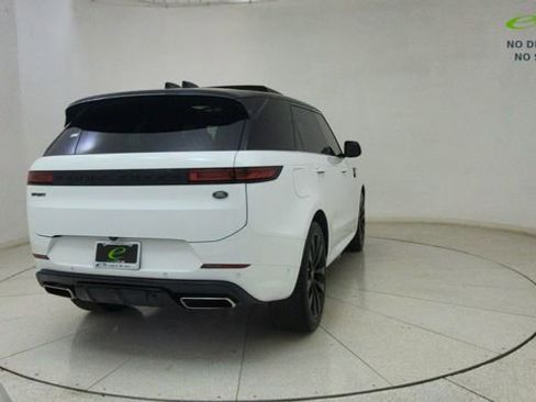 Used 2023 Land Rover Range Rover Sport SE Dynamic image 72