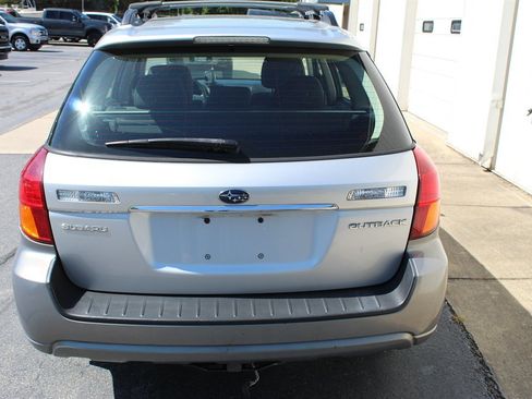 Used 2006 Subaru Outback 2.5i AWD/4WD image 14