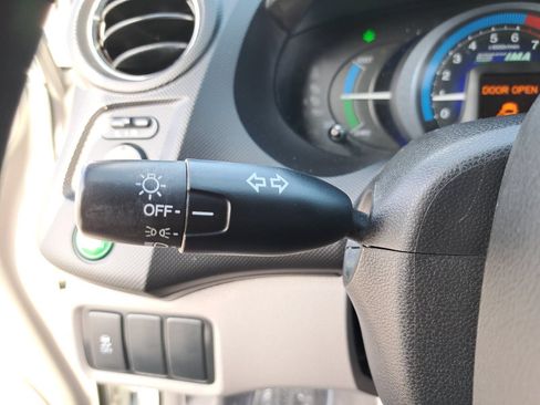 Used 2011 Honda Insight EX image 25