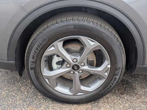 Used 2025 Ford Escape ST-Line image 23