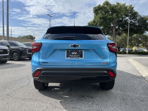 Used 2025 Chevrolet Trax RS w/ Driver Confidence Package FWD image 6