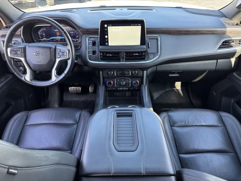 Used 2022 Chevrolet Suburban Z71 image 22