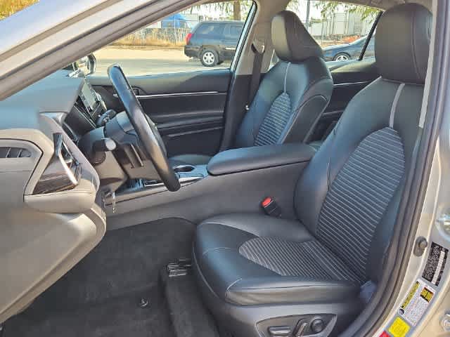 Used 2024 Toyota Camry SE FWD image 14