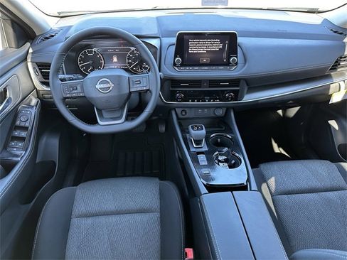 New 2026 Nissan Rogue SV image 17