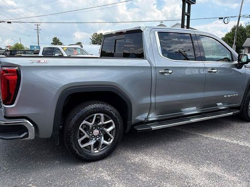 Used 2023 GMC Sierra 1500 SLT w/ SLT Premium Plus Package AWD/4WD image 5