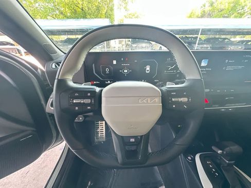 Used 2025 Kia K4 GT-Line Turbo FWD image 15